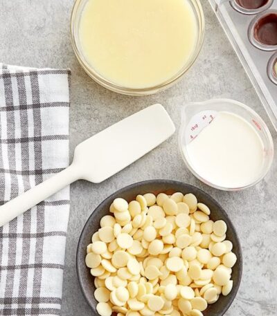 Callebaut White Chocolate Callets W2 28%